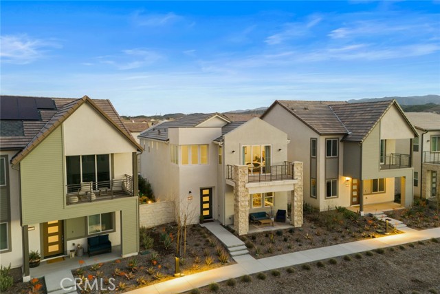 Detail Gallery Image 1 of 55 For 27069 Amber Sky Way, Valencia,  CA 91381 - 3 Beds | 2/1 Baths