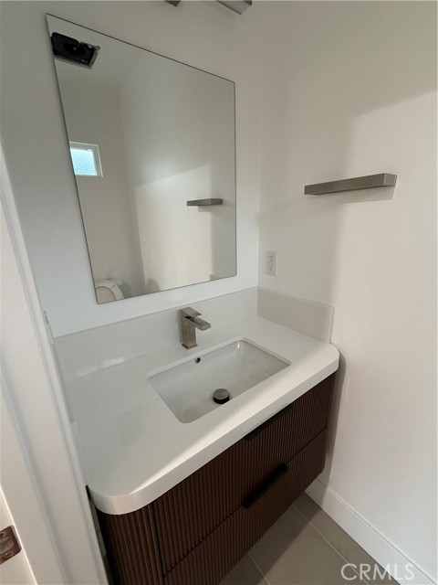 Detail Gallery Image 12 of 15 For 14626 Morrison St, Sherman Oaks,  CA 91403 - 3 Beds | 2/1 Baths