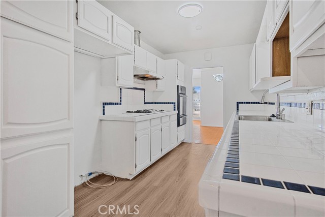 Detail Gallery Image 32 of 37 For 2615 W 179th, Torrance,  CA 90504 - 3 Beds | 2 Baths