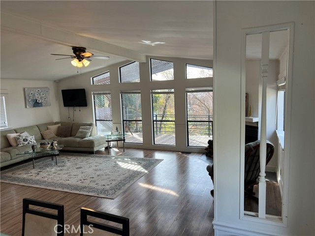 4047 Foothill Drive, Lucerne CA: https://media.crmls.org/medias/3e98a2b5-f1cf-4624-8cb0-7987f1cad331.jpg