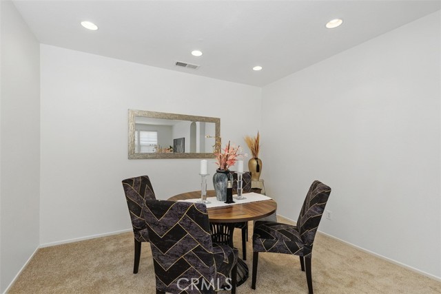 35921 Camelot Circle, Wildomar CA: https://media.crmls.org/medias/3e98d5f8-0077-4b2a-a91d-50e2ae3ece86.jpg