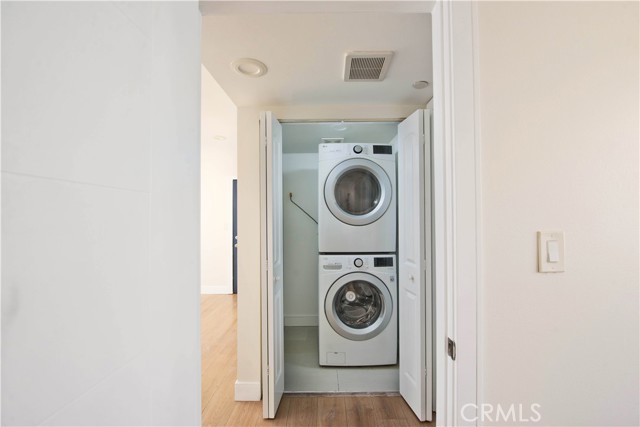 Detail Gallery Image 16 of 20 For 635 N Harvard Bld #635.75,  Los Angeles,  CA 90004 - 2 Beds | 1 Baths