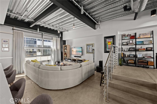 Detail Gallery Image 14 of 31 For 3240 Casitas Ave, Los Angeles,  CA 90039 - 3 Beds | 3/1 Baths