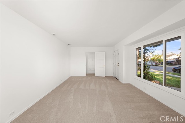 Detail Gallery Image 6 of 41 For 5361 Bridgeview Ave, Pico Rivera,  CA 90660 - 5 Beds | 2 Baths