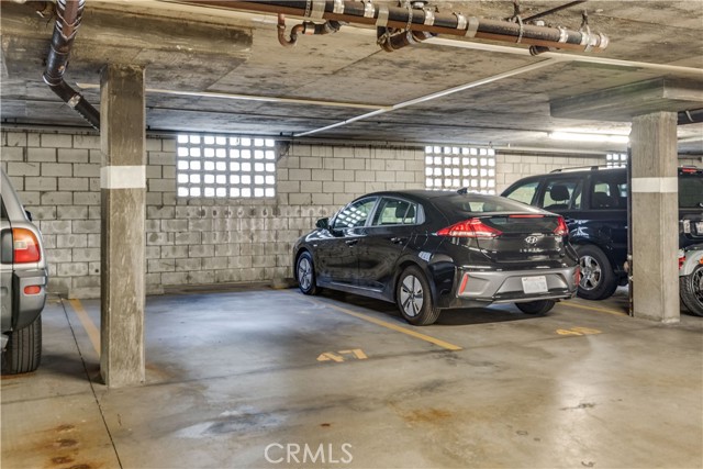 #47 Parking in subterranean parking garage