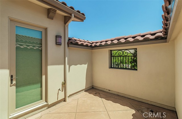 Detail Gallery Image 30 of 48 For 1562 N Empire Ln, Clovis,  CA 93619 - 3 Beds | 2/1 Baths
