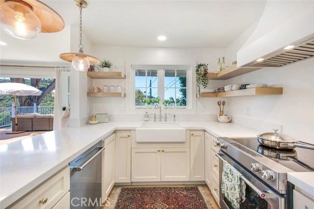 Detail Gallery Image 6 of 23 For 1445 Bluebird Canyon, Laguna Beach,  CA 92651 - 2 Beds | 1/1 Baths