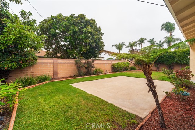 Detail Gallery Image 4 of 27 For 5201 Skylark, Huntington Beach,  CA 92649 - 3 Beds | 2 Baths