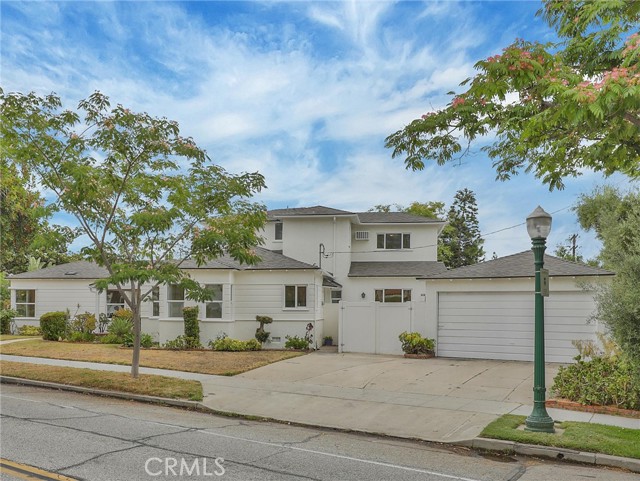 1017 Cordova Avenue, Glendale CA: https://media.crmls.org/medias/3e9df13a-3dad-444f-a831-9ef27e6cedcf.jpg