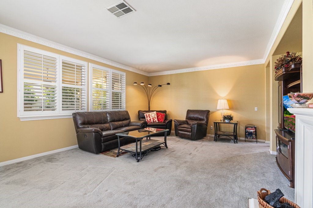 Detail Gallery Image 15 of 52 For 32836 Whitehaven Ct, Menifee,  CA 92584 - 5 Beds | 3/1 Baths