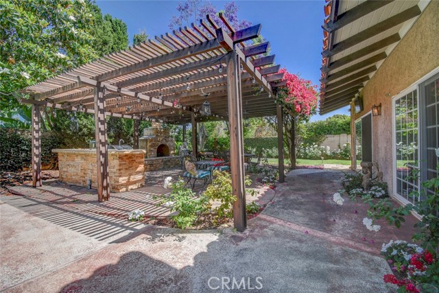 12441 La Bella Drive, Santa Ana CA: https://media.crmls.org/medias/3e9f4fee-c5d9-41eb-8fae-ae830859c9bd.jpg