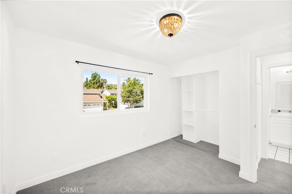 MLS #OC25236471 image #35