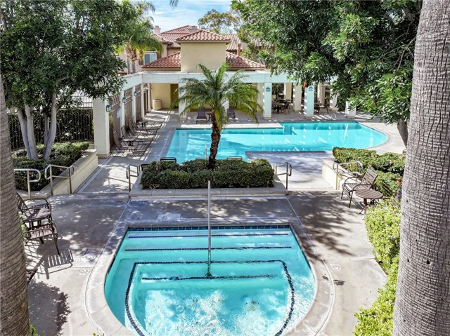 Detail Gallery Image 34 of 35 For 52 Camino, Rancho Santa Margarita,  CA 92688 - 2 Beds | 2 Baths