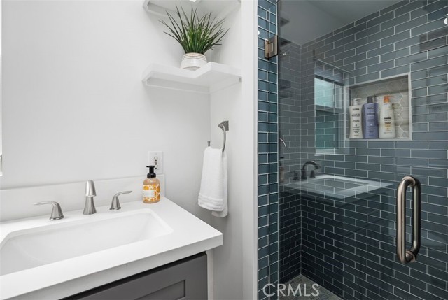 Detail Gallery Image 6 of 24 For 34571 via Catalina #B,  Dana Point,  CA 92624 - 1 Beds | 1 Baths