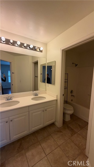 Detail Gallery Image 25 of 44 For 28382 Mirabelle, Saugus,  CA 91350 - 2 Beds | 2 Baths