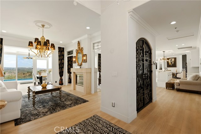Detail Gallery Image 5 of 52 For 3610 Monserate Hill Ct, Fallbrook,  CA 92028 - 4 Beds | 3/1 Baths