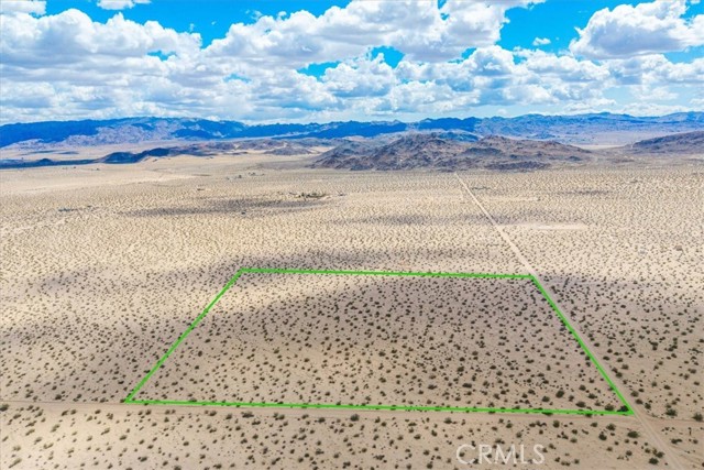 Detail Gallery Image 2 of 26 For 62 Lucille Ln, Joshua Tree,  CA 92252 - – Beds | – Baths