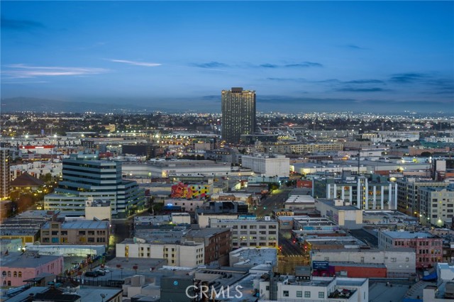 Detail Gallery Image 23 of 28 For 400 S Broadway #2414,  Los Angeles,  CA 90013 - 1 Beds | 1 Baths