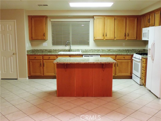 Detail Gallery Image 3 of 20 For 26397 Arboretum Way #1604,  Murrieta,  CA 92563 - 3 Beds | 2/1 Baths