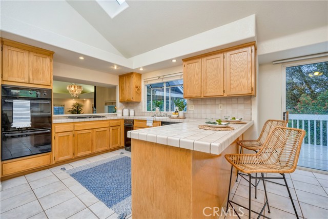 Detail Gallery Image 6 of 25 For 17365 Greenridge Rd, Hidden Valley Lake,  CA 95467 - 3 Beds | 2 Baths