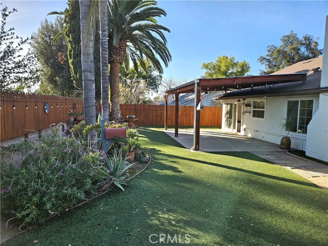 Detail Gallery Image 7 of 19 For 1608 Independence Ave, Redlands,  CA 92374 - 3 Beds | 2 Baths