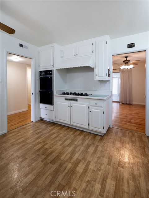 Detail Gallery Image 33 of 46 For 25207 Doria Ave, Lomita,  CA 90717 - 3 Beds | 2 Baths