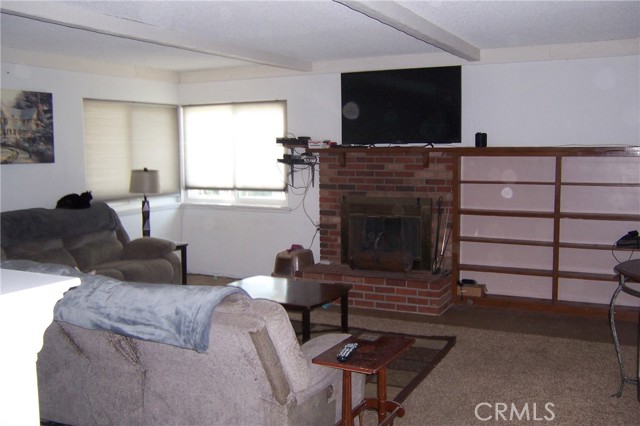 Detail Gallery Image 6 of 19 For 5493 Elm Ave, San Bernardino,  CA 92404 - 4 Beds | 2 Baths
