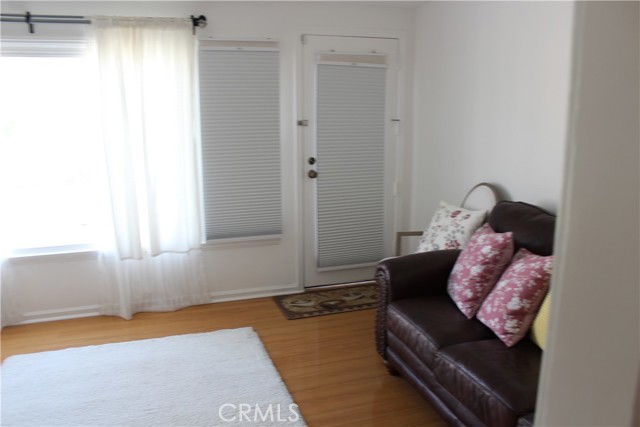 Detail Gallery Image 17 of 43 For 9812 S Denker, Los Angeles,  CA 90047 - 2 Beds | 1 Baths