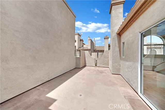 8312 Atlanta Avenue, Huntington Beach CA: https://media.crmls.org/medias/3ea5f5f2-9a75-4b8e-853a-34eb329a6088.jpg
