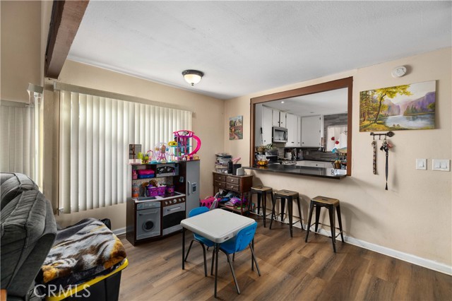 44627 11th E, Lancaster CA: https://media.crmls.org/medias/3ea711db-5546-4b1a-adc7-8280e1872883.jpg