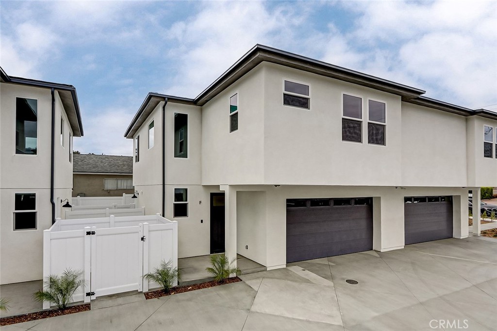 26016 Oak Street #F