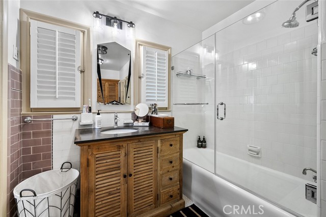 Detail Gallery Image 34 of 70 For 2285 E Orange Grove, Pasadena,  CA 91104 - 4 Beds | 4/1 Baths