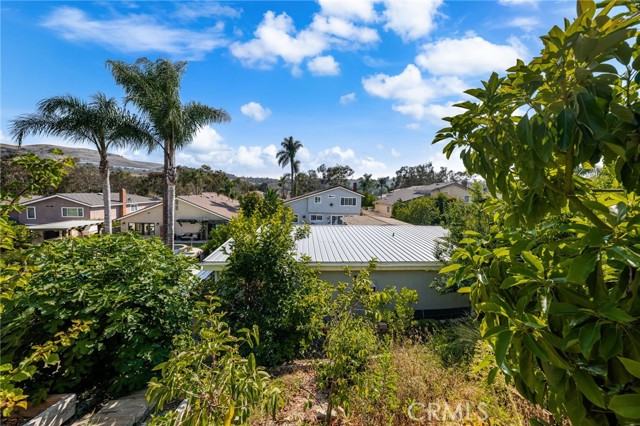 40 Country Wood Drive, Phillips Ranch CA: https://media.crmls.org/medias/3ea8f7f5-0d50-4c64-8301-6179dbb831b6.jpg
