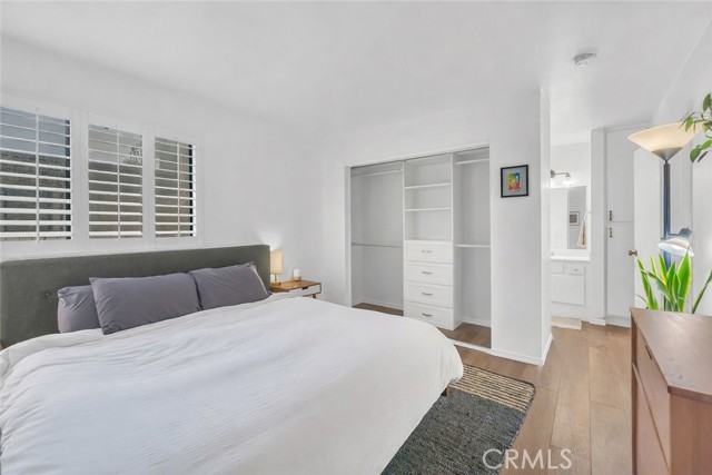 1506 E 4th, Long Beach CA: https://media.crmls.org/medias/3eaa2554-0f2b-418a-a748-2810d852fd20.jpg