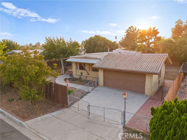 Detail Gallery Image 2 of 36 For 25785 Trade Winds Dr, Menifee,  CA 92585 - 3 Beds | 2 Baths