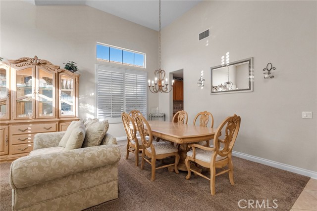 Detail Gallery Image 16 of 64 For 3424 N Pine View Dr, Simi Valley,  CA 93065 - 3 Beds | 2/1 Baths