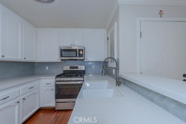 Detail Gallery Image 9 of 37 For 19134 Alamo Lane #162,  Yorba Linda,  CA 92886 - 2 Beds | 2 Baths