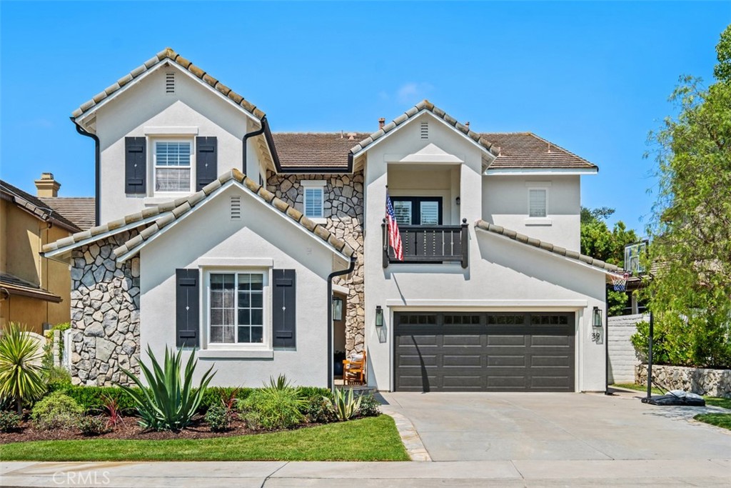 39 Lyra Way