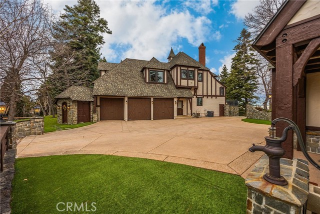 29162 Bald Eagle Ridge, Lake Arrowhead CA: https://media.crmls.org/medias/3ead2abc-9802-45a8-b4e2-37af142d33e5.jpg