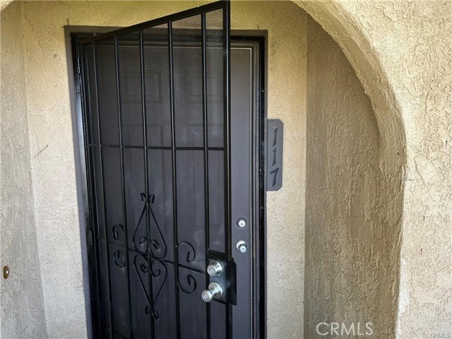 117 Tiger Lane, San Jacinto CA: https://media.crmls.org/medias/3ead737b-db41-4f83-9756-5eaccff691db.jpg