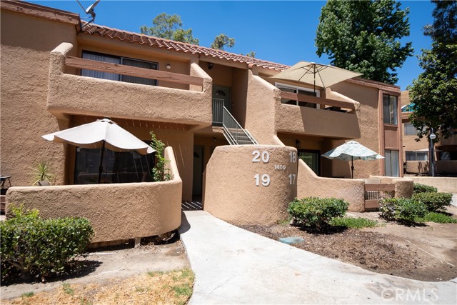 1400 W Edgehill Road, San Bernardino CA: https://media.crmls.org/medias/3ead7743-aaf7-4343-9237-fef77987414f.jpg