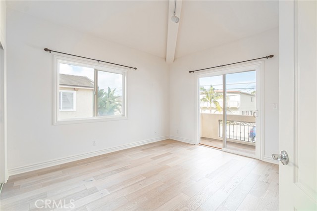 2216 Clark Lane, Redondo Beach, California 90278, 4 Bedrooms Bedrooms, ,2 BathroomsBathrooms,Residential,Sold,Clark,SB22248071