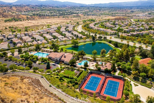 Detail Gallery Image 34 of 49 For 29202 Cowboy Ct, Valencia,  CA 91354 - 3 Beds | 2/1 Baths