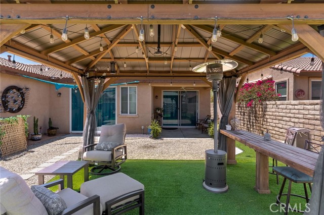 67760 Rio Vista Drive, Cathedral City CA: https://media.crmls.org/medias/3eb00a7d-488b-4531-a332-bb48a84ae990.jpg