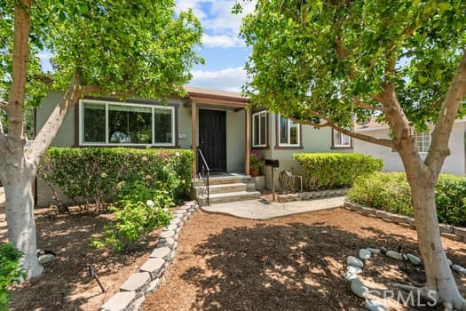 2968 Casitas Avenue