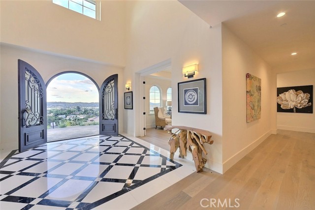 Detail Gallery Image 9 of 57 For 20487 Gartel Drive, Walnut,  CA 91789 - 6 Beds | 6/1 Baths