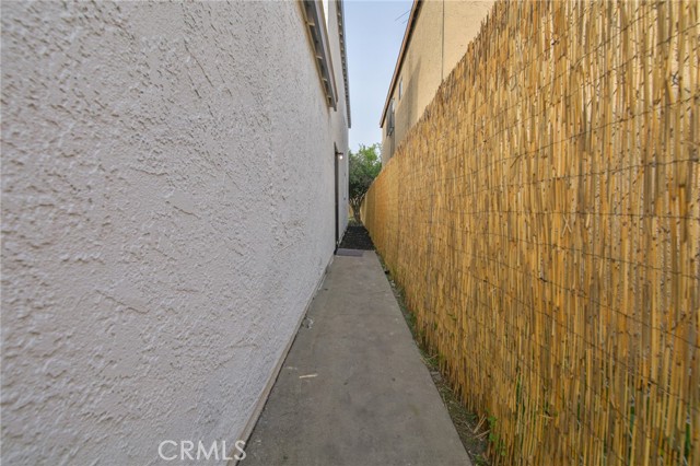 Detail Gallery Image 7 of 45 For 1693 E 110th, Los Angeles,  CA 90059 - 3 Beds | 2/1 Baths