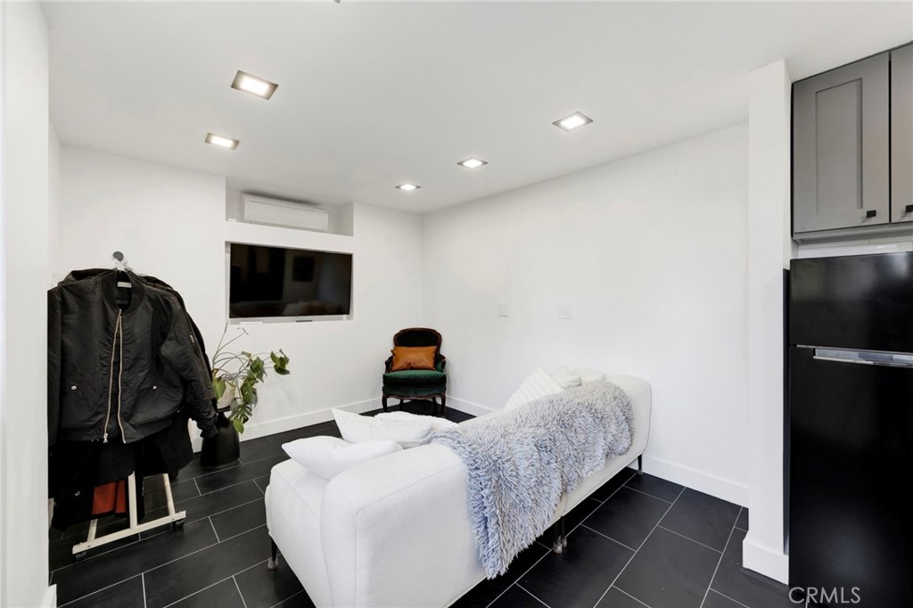 MLS #SR25248992 image #25