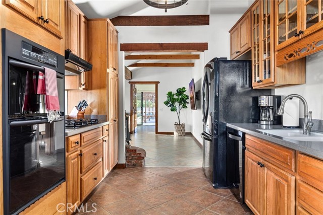 Detail Gallery Image 12 of 47 For 3078 Acacia Ave, Pioneertown,  CA 92268 - 4 Beds | 3 Baths