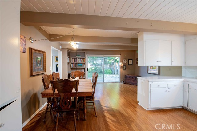 22654 Dolorosa Street, Woodland Hills CA: https://media.crmls.org/medias/3eb28aa5-8128-48a7-bf2f-5a5efe802038.jpg